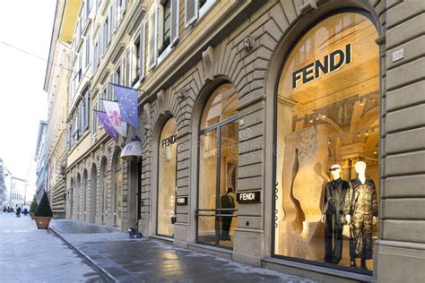 shoppen in florenz fendi